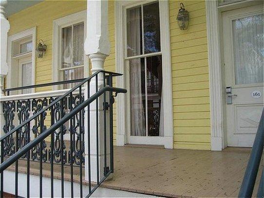 ホテル The Prytania Oaks ニューオーリンズ エクステリア 写真